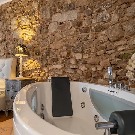 Dimoras Stone ゲストハウス 3*