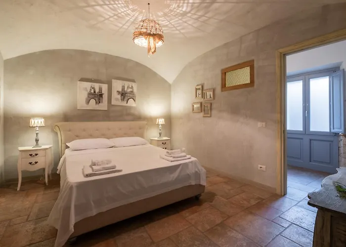 Dimoras Stone Guest house 3*